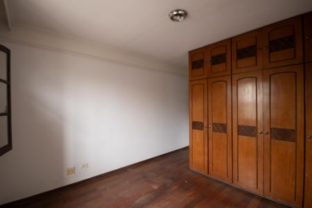 Casa à venda com 130m², 3 quartos e 2 vagas Casa à venda com 130m², 3 quartos e 2 vagasSuíte