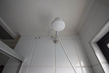 Casa à venda com 130m², 3 quartos e 2 vagas Casa à venda com 130m², 3 quartos e 2 vagasBanheiro da Suíte