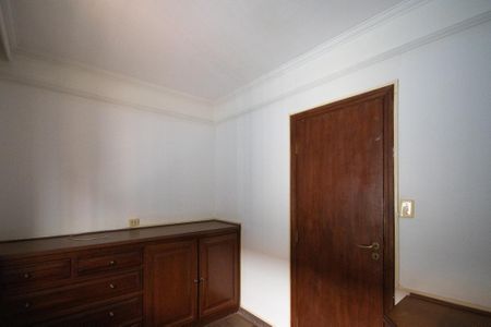 Casa à venda com 130m², 3 quartos e 2 vagas Casa à venda com 130m², 3 quartos e 2 vagasQuarto 2