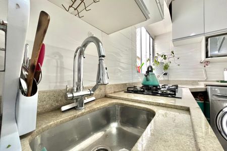 Apartamento à venda com 40m², 2 quartos e 2 vagas Apartamento à venda com 40m², 2 quartos e 2 vagasCozinha