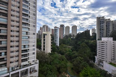 Apartamento à venda com 237m², 4 quartos e 4 vagasVista do Quarto 2