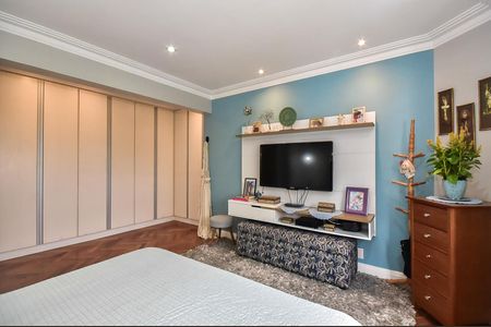 Apartamento à venda com 237m², 4 quartos e 4 vagasSuíte 2