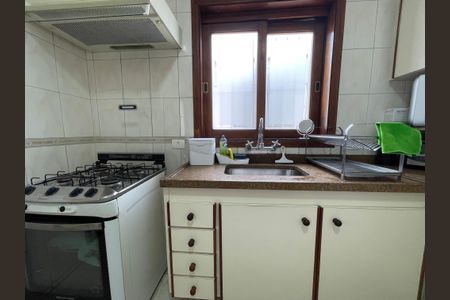 Casa à venda com 200m², 3 quartos e 2 vagas Casa à venda com 200m², 3 quartos e 2 vagasCozinha