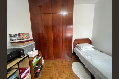 Casa à venda com 200m², 3 quartos e 2 vagas Casa à venda com 200m², 3 quartos e 2 vagasQuarto 1
