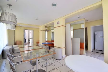 Apartamento à venda com 68m², 3 quartos e 1 vagaÁrea comum - Salão de festas 2
