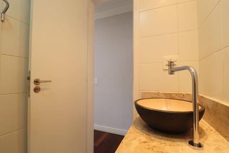 Apartamento à venda com 68m², 3 quartos e 1 vagaBanheiro Social