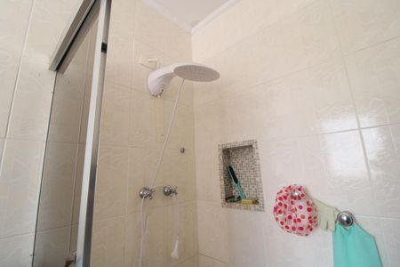 Casa à venda com 220m², 3 quartos e 2 vagasBanheiro 1