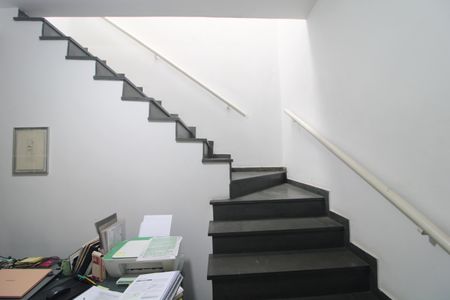 Casa à venda com 220m², 3 quartos e 2 vagasEscritório