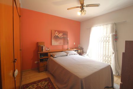 Casa à venda com 220m², 3 quartos e 2 vagasQuarto 1