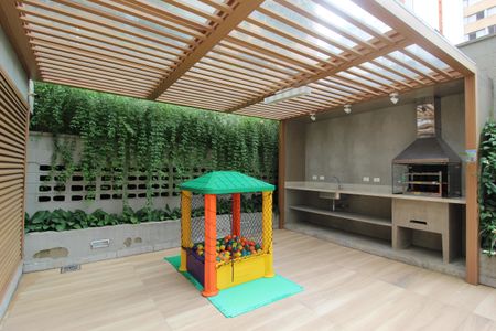 Apartamento à venda com 215m², 4 quartos e 2 vagasÁrea Comum - Churrasqueira