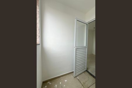 Apartamento à venda com 38m², 2 quartos e 2 vagas Apartamento à venda com 38m², 2 quartos e 2 vagasÁrea de Serviço