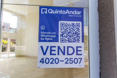 Casa à venda com 642m², 5 quartos e 10 vagas Casa à venda com 642m², 5 quartos e 10 vagasPlaca