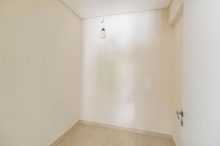 Casa à venda com 642m², 5 quartos e 10 vagas Casa à venda com 642m², 5 quartos e 10 vagasDespensa