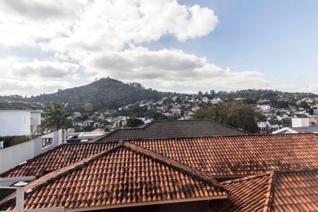 Casa à venda com 642m², 5 quartos e 10 vagas Casa à venda com 642m², 5 quartos e 10 vagasVista da Suíte 2