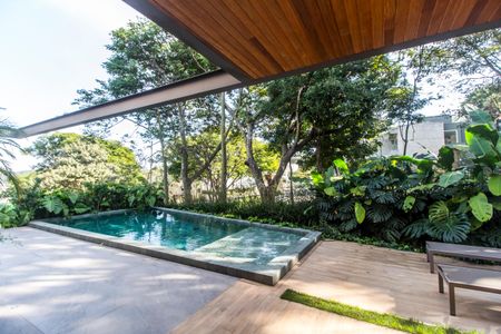 Casa à venda com 537m², 5 quartos e 4 vagas Casa à venda com 537m², 5 quartos e 4 vagasVista da Sala
