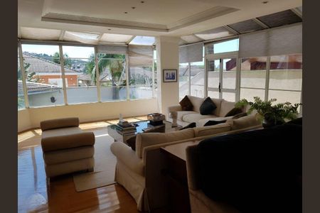 Casa à venda com 460m², 4 quartos e 4 vagas