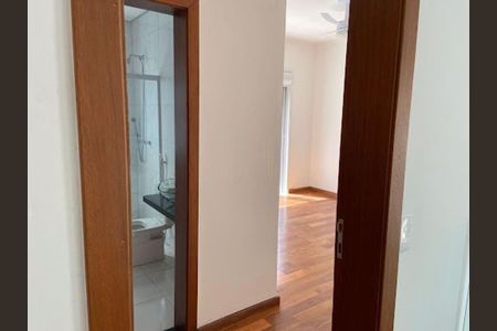 Casa à venda com 300m², 4 quartos e 4 vagas