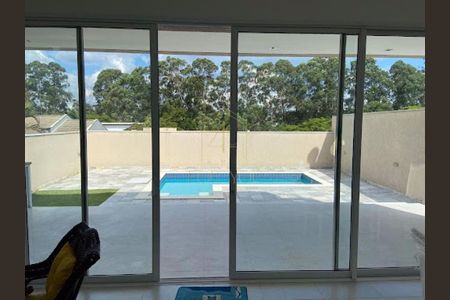 Casa à venda com 300m², 4 quartos e 4 vagas