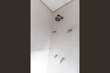 Casa à venda com 318m², 4 quartos e 4 vagas Casa à venda com 318m², 4 quartos e 4 vagasBanheiro da Suíte 2