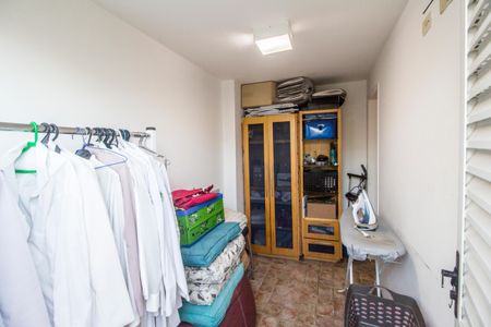 Casa à venda com 318m², 4 quartos e 4 vagas Casa à venda com 318m², 4 quartos e 4 vagasÁrea de Serviço