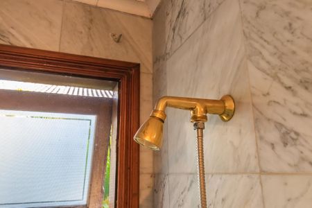 Casa à venda com 550m², 4 quartos e 3 vagas Casa à venda com 550m², 4 quartos e 3 vagasBanheiro da Suíte 2