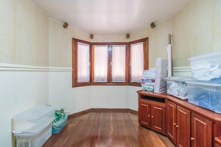 Casa à venda com 550m², 4 quartos e 3 vagas Casa à venda com 550m², 4 quartos e 3 vagasSuíte 1