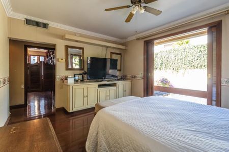 Casa à venda com 550m², 4 quartos e 3 vagas Casa à venda com 550m², 4 quartos e 3 vagasSuíte 4