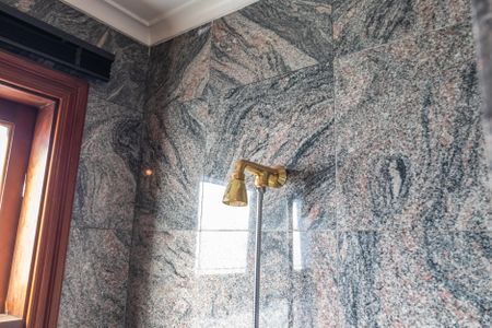 Casa à venda com 550m², 4 quartos e 3 vagas Casa à venda com 550m², 4 quartos e 3 vagasBanheiro da Suíte 3