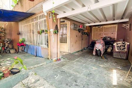 Casa à venda com 160m², 3 quartos e 2 vagas