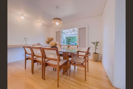 Casa à venda com 4 quartos, 364m² em Residencial Onze (Alphaville), Santana de Parnaíba