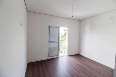 Casa de condomínio à venda com 220m², 2 quartos e 4 vagas Casa de condomínio à venda com 220m², 2 quartos e 4 vagasSuíte 3