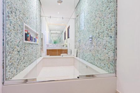 Casa à venda com 495m², 4 quartos e 2 vagas