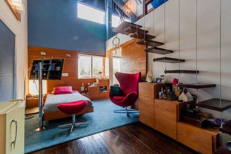 Casa à venda com 1600m², 5 quartos e 3 vagasSuíte