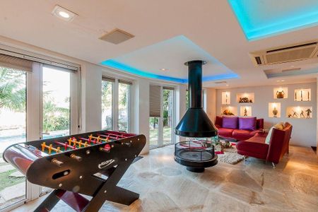 Casa à venda com 1600m², 5 quartos e 3 vagasSala