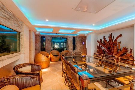 Casa à venda com 1600m², 5 quartos e 3 vagasSala