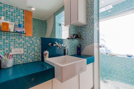 Casa à venda com 1600m², 5 quartos e 3 vagasBanheiro