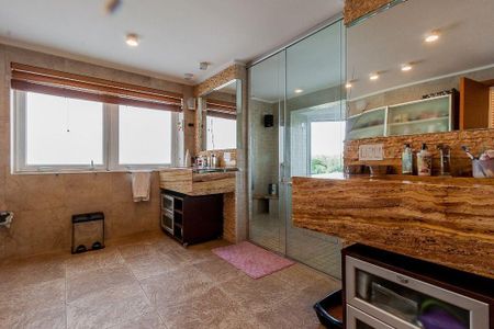 Casa à venda com 1600m², 5 quartos e 3 vagasBanheiro