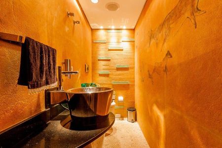 Casa à venda com 1600m², 5 quartos e 3 vagasBanheiro