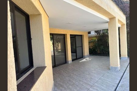 Casa à venda com 460m², 4 quartos e 6 vagas