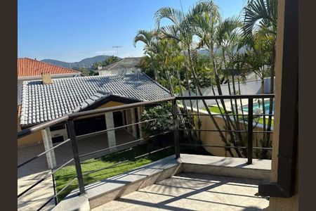 Casa à venda com 460m², 4 quartos e 6 vagas