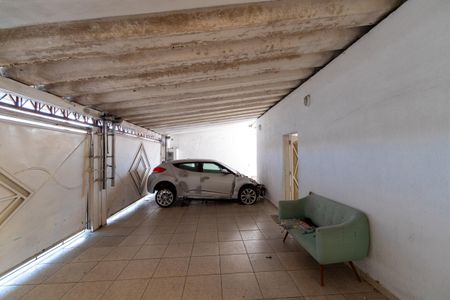 Casa à venda com 200m², 3 quartos e 2 vagas Casa à venda com 200m², 3 quartos e 2 vagasÁrea comum