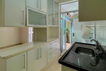 Casa à venda com 96m², 3 quartos e 2 vagas