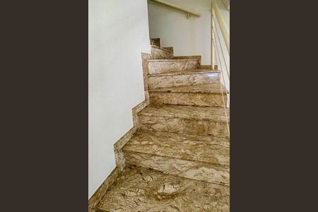 Casa à venda com 96m², 3 quartos e 2 vagas