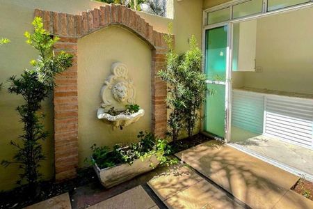 Casa à venda com 96m², 3 quartos e 2 vagas