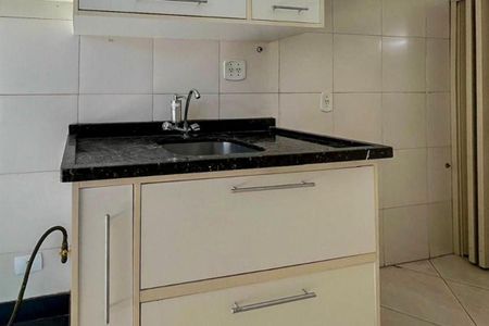 Casa à venda com 96m², 3 quartos e 2 vagas