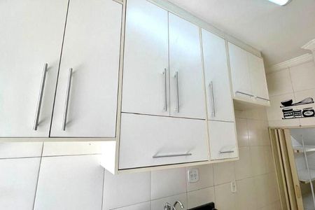 Casa à venda com 96m², 3 quartos e 2 vagas