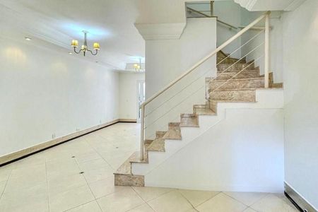 Casa à venda com 96m², 3 quartos e 2 vagas