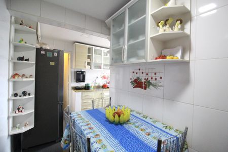 Apartamento à venda com 280m², 4 quartos e 2 vagasCozinha