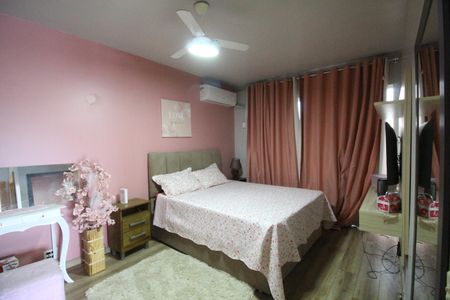 Apartamento à venda com 280m², 4 quartos e 2 vagasSuíte 2