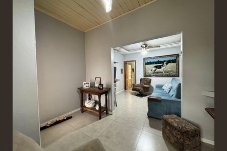 Casa à venda com 120m², 3 quartos e 2 vagas Casa à venda com 120m², 3 quartos e 2 vagasSala